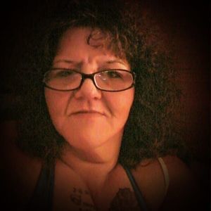 Meet your Posher, Cassandra